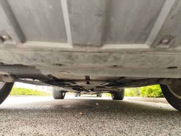 [佛山·粤E] 二手奥迪奥迪Q72010款 3.0 TDI quattro 领先型