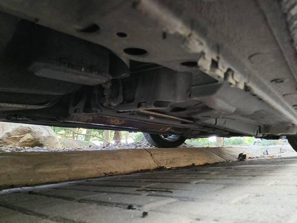 [南京·苏A] 二手荣威荣威9502012款 2.4L 豪华版