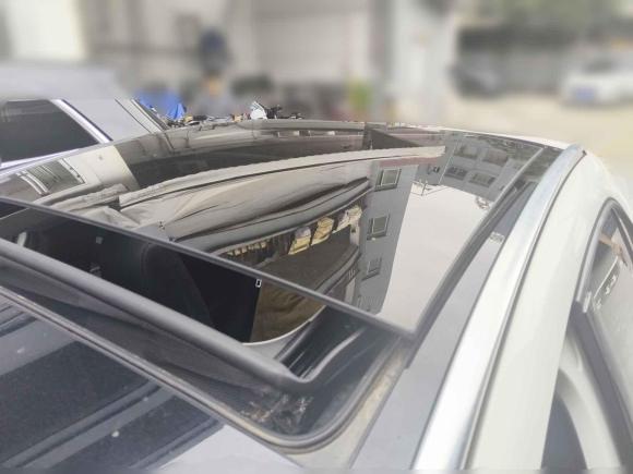 [深圳·粤B] 二手奔驰奔驰GLA2016款 GLA 220 4MATIC 时尚型