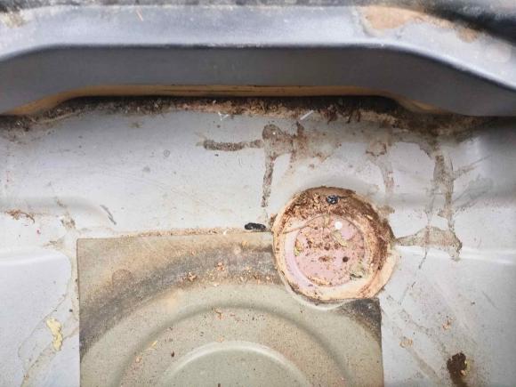 [嘉兴·浙C] 二手荣威荣威3502013款 350C 1.5L 自动迅悦版