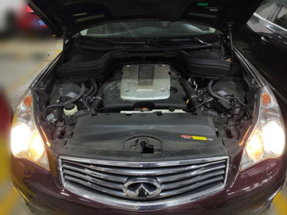 [上海·沪A] 二手英菲尼迪英菲尼迪QX502013款 2.5L 两驱优雅版