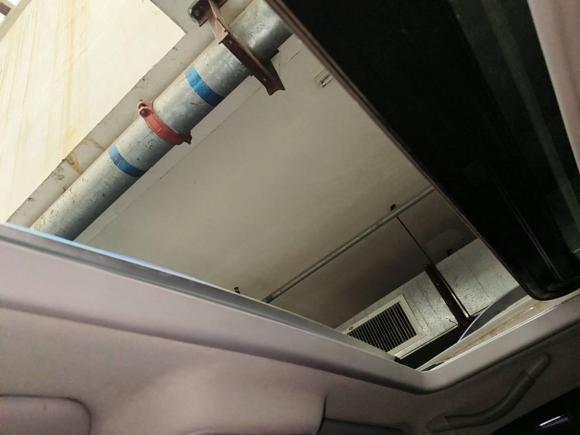 [西安·陕A] 二手起亚狮跑2013款 2.0L 手动两驱版GLS