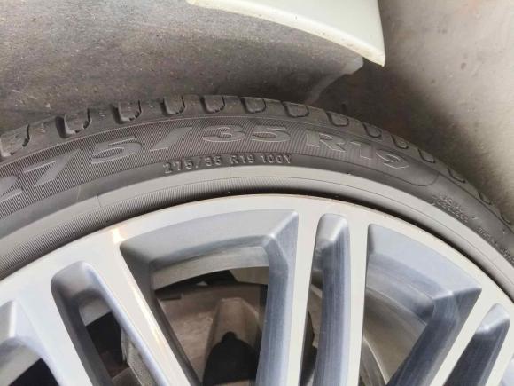 [无锡·苏B] 二手宝马宝马5系2018款 530Li 领先型 M运动套装