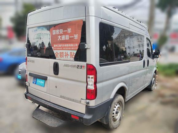 [宁波·浙B] 二手东风御风御风2018款 2.3TA100标配版物流车短轴中顶5-9座WP2.3