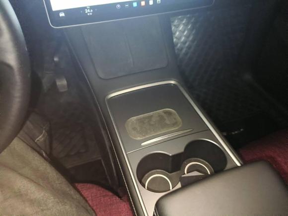 [上海·沪A] 二手特斯拉Model Y2021款 长续航全轮驱动版 3D7