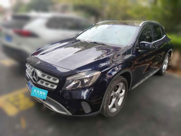 奔馳奔馳GLA2017款 GLA 200 動感型「上海二手車」「天天拍車」