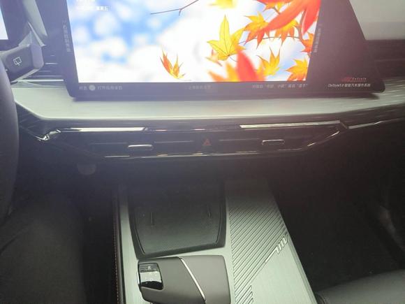 [深圳·粤L] 二手长安欧尚长安欧尚Z62022款 蓝鲸 1.5T DCT智领型城市版