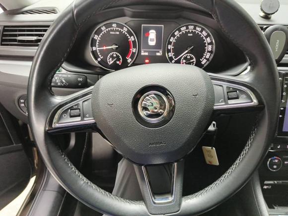 [南京·苏A] 二手斯柯达速派2016款 TSI280 DSG创行版