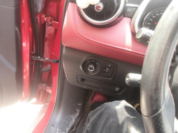 [上海·沪C] 二手名爵名爵62017款 20T 自动Trophy尊享互联网版 国V