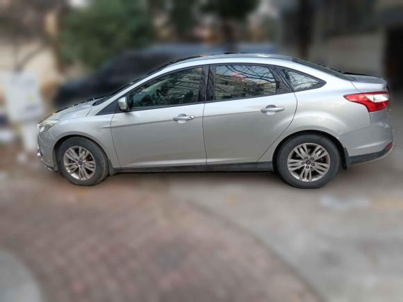 [南京·苏A] 二手福特福克斯2012款 三厢 1.6L 手动舒适型