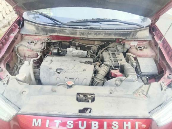 [青岛·鲁F] 二手三菱劲炫ASX2013款 2.0L CVT四驱尊贵版