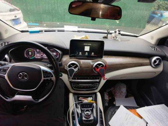 [无锡·苏B] 二手北京汽车北京EU52018款 R500 智风版