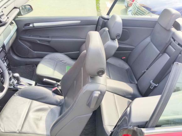 [上海·沪C] 二手欧宝雅特2007款 1.8 TWINTOP 硬顶敞篷