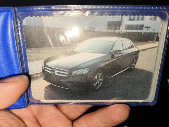 [南京·苏L] 二手奔驰奔驰E级2019款 E 300 L 运动时尚型