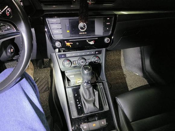 [深圳·粤B] 二手斯柯达速派2016款 TSI330 DSG智行版