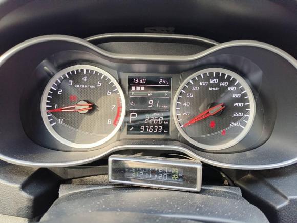 [上海·沪C] 二手奔腾奔腾X402017款 1.6L 自动豪华型