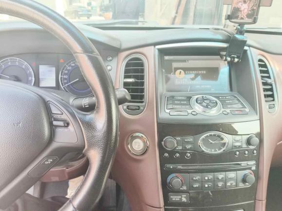 [南京·苏L] 二手英菲尼迪英菲尼迪EX2013款 EX25 两驱优雅版