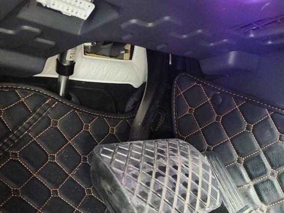 [深圳·粤B] 二手红旗红旗HS52022款 改款 2.0T 智联旗享版