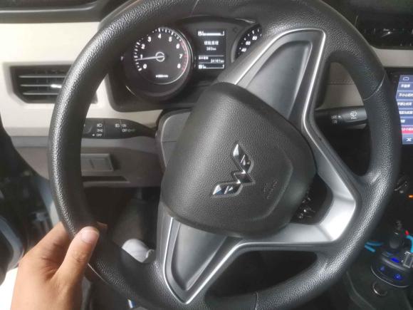 [广州·桂J] 二手五菱汽车五菱宏光PLUS2019款 1.5T 手动舒适型 7座