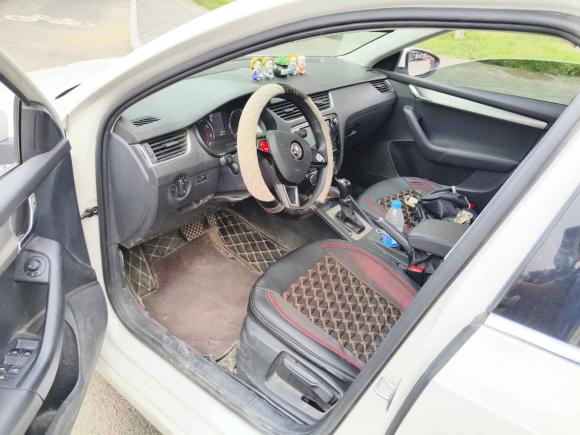 [济南·鲁A] 二手斯柯达明锐2018款 1.6L 自动舒适版