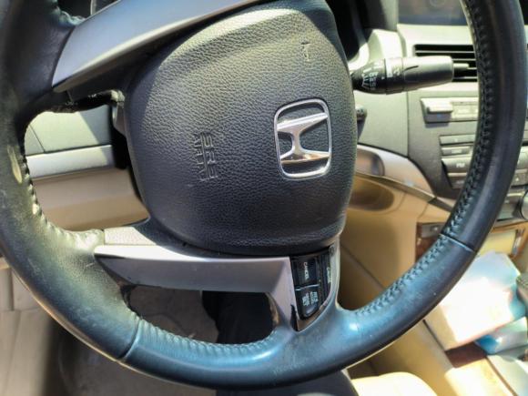 [上海·沪L] 二手本田雅阁2011款 2.4L EX