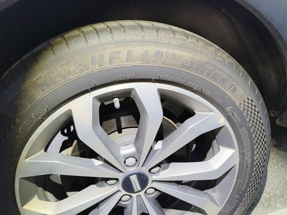 [苏州·苏E] 二手魏牌魏牌 VV62020款 2.0T 两驱智享+