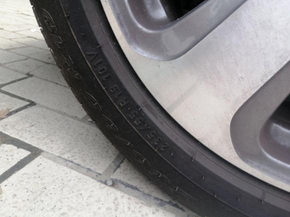 [上海·沪D] 二手奔驰奔驰GLC2017款 GLC 260 4MATIC 豪华型