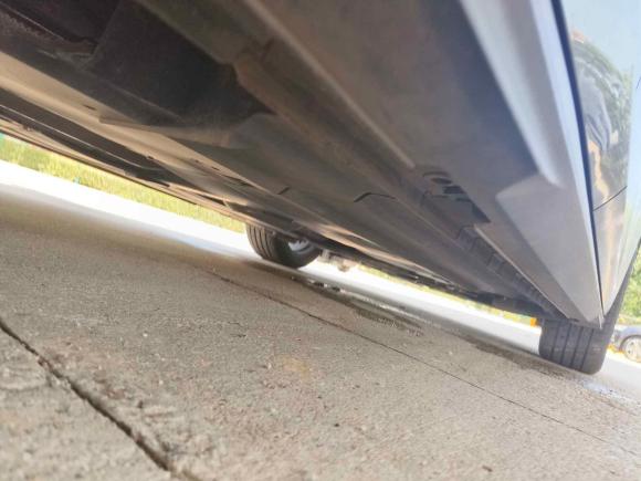 [武汉·鄂A] 二手长安长安UNI-V2023款 1.5T 尊贵型