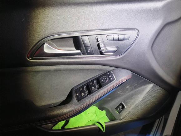 [苏州·苏E] 二手奔驰奔驰CLA2017款 CLA 220 4MATIC