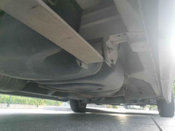 [台州·粤X] 二手日产日产NV2002011款 1.6L 232座 尊雅型