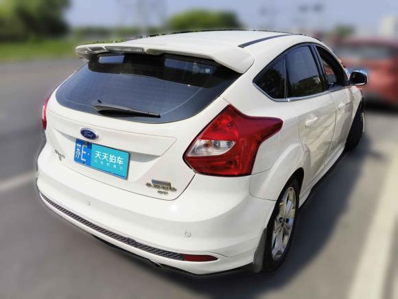 [苏州·苏E] 二手福特福克斯2012款 两厢 2.0L 自动豪华运动型