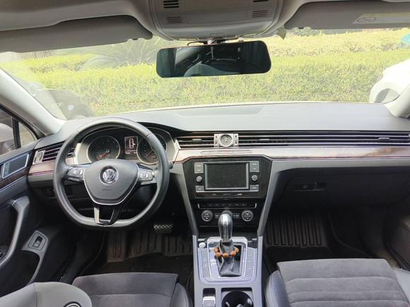 [上海·沪C] 二手大众迈腾2018款 330TSI DSG 豪华型