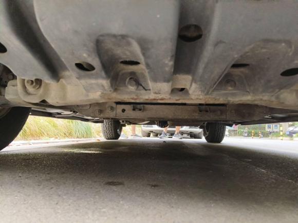 [上海·浙B] 二手双龙爱腾2011款 2.0T 两驱豪华柴油版