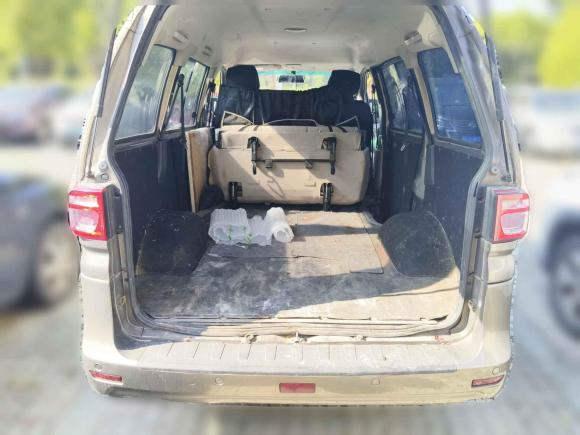 [无锡·苏B] 二手东风风行菱智2018款 M3 1.5L 5座基本型