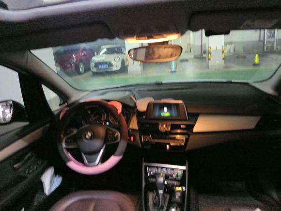 [上海·沪A] 二手宝马宝马2系多功能旅行车2015款 218i 领先型