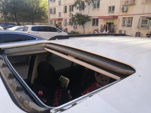 [北京·京N] 二手Jeep自由客2012款 2.4 运动版