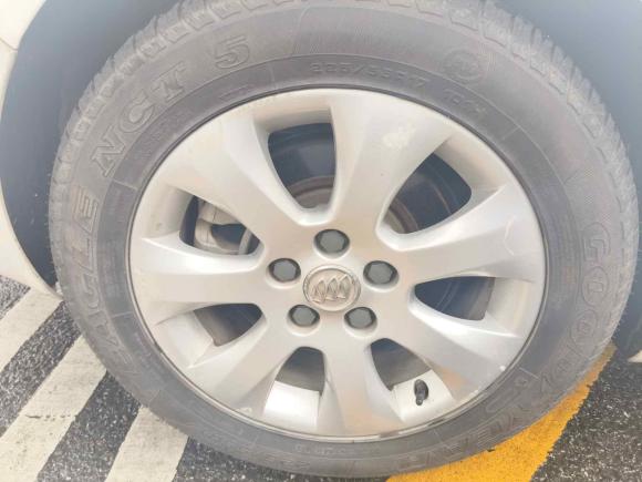 [深圳·粤S] 二手别克君威2015款 1.6T 领先技术型