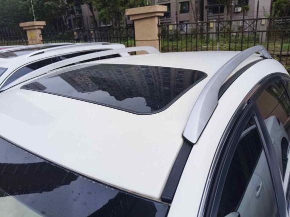 [上海·苏A] 二手奔腾奔腾X802013款 2.0L 自动舒适型