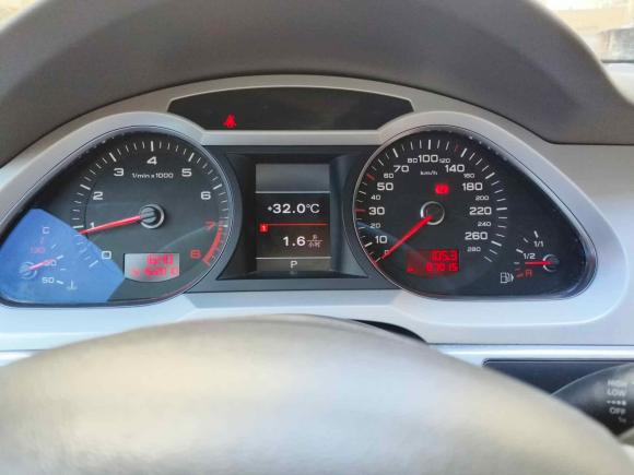 [南昌·赣A] 二手奥迪奥迪A6L2010款 2.0 TFSI 自动标准型