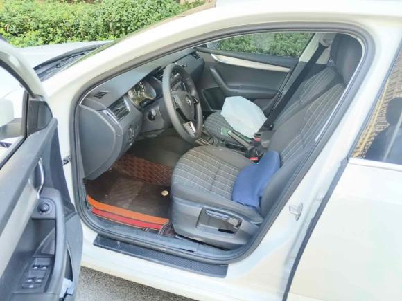 [南京·苏L] 二手斯柯达明锐2018款 TSI230 DSG舒适版