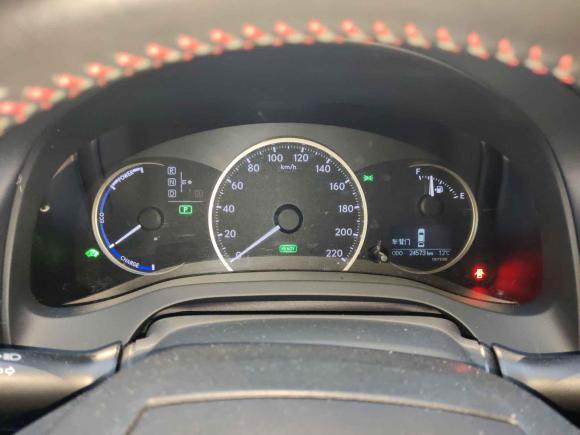 [成都·川A] 二手雷克萨斯雷克萨斯CT2017款 CT200h 精英版 单色 国VI