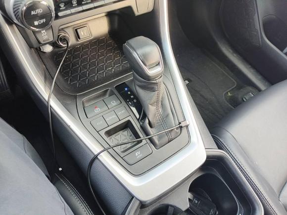 [上海·沪F] 二手丰田威兰达2021款 双擎 2.5L E-CVT两驱豪华版