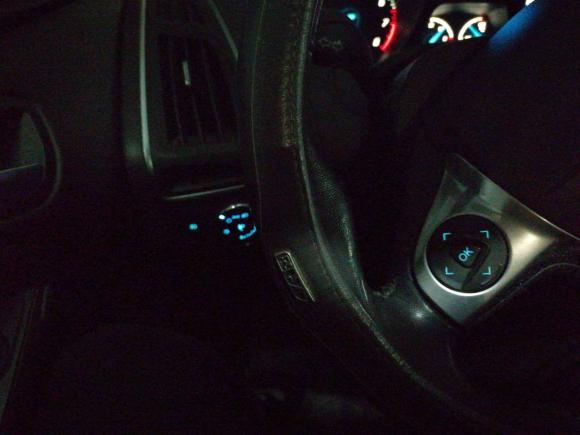 [杭州·浙A] 二手福特福克斯2012款 两厢 1.6L 自动风尚型