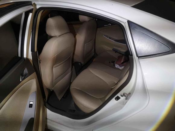 [宁波·鲁J] 二手现代瑞纳2010款 三厢 1.4L 自动舒适型GS