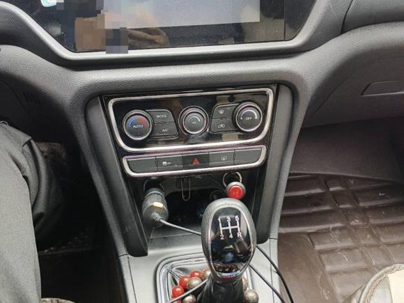 [深圳·粤B] 二手奇瑞瑞虎32016款 1.6L 手动智尚版