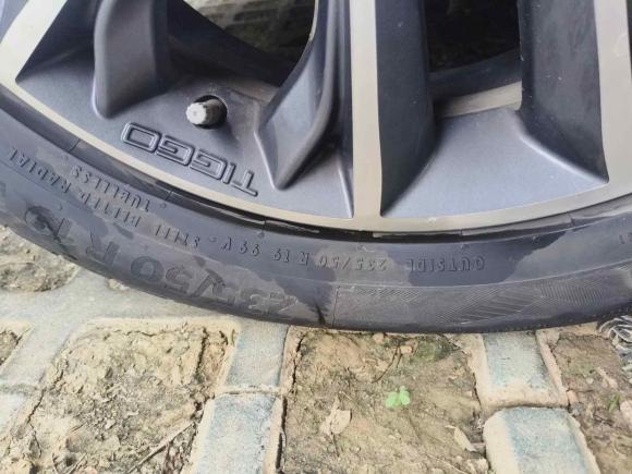 [南京·苏A] 二手奇瑞瑞虎8 PRO2022款 290T 两驱风暴版 5座