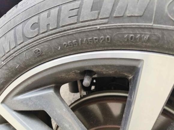 [青岛·鄂A] 二手奥迪奥迪Q5L2022款 45T 豪华动感型