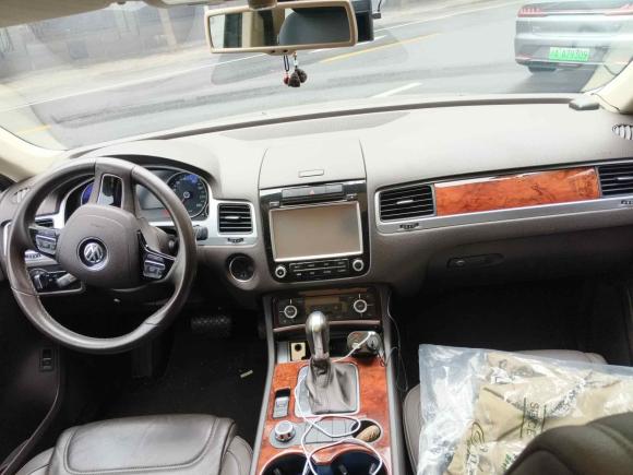 [上海·沪G] 二手大众途锐2011款 3.0TSI 标配型