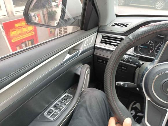 [无锡·辽H] 二手众泰大迈X72017款 上进版 1.8T DCT嵩山型