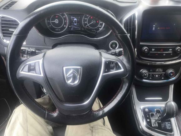 [上海·苏K] 二手宝骏宝骏5602016款 1.8L iAMT豪华型